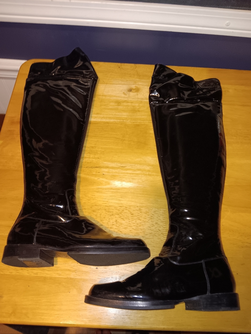 Chanel CC Patent Leather Knee High Zip Boots Size 35 - Picture 2 of 8
